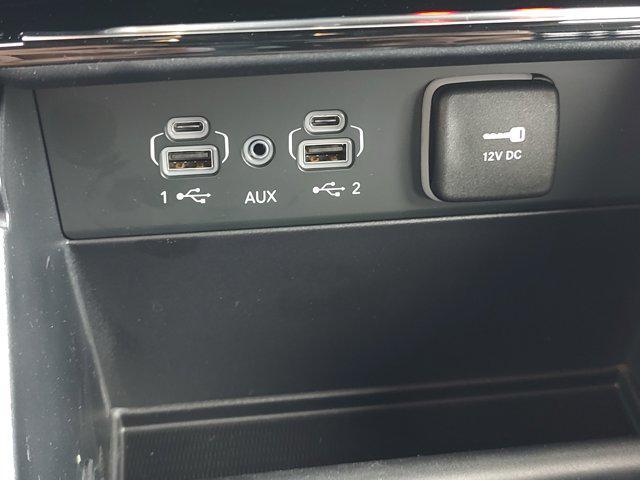 new 2025 Jeep Grand Cherokee L car, priced at $55,662
