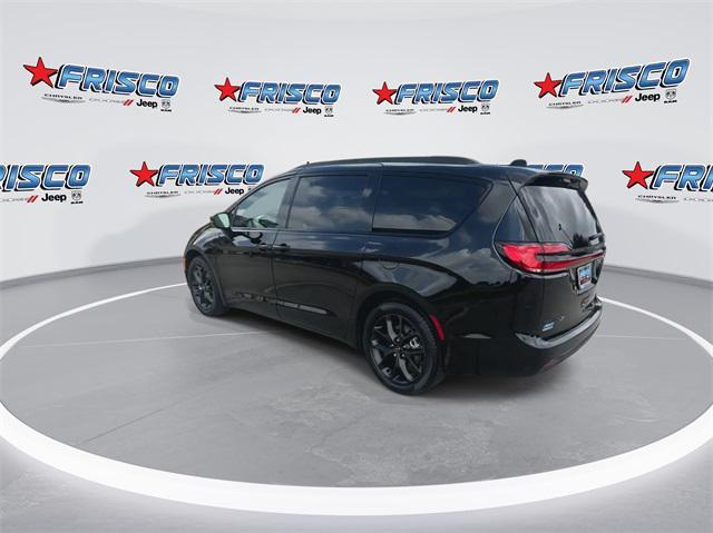 new 2024 Chrysler Pacifica car, priced at $47,379