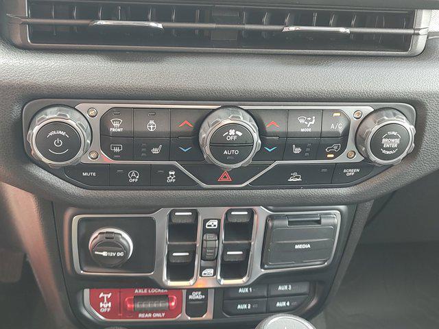 new 2025 Jeep Wrangler car, priced at $48,361