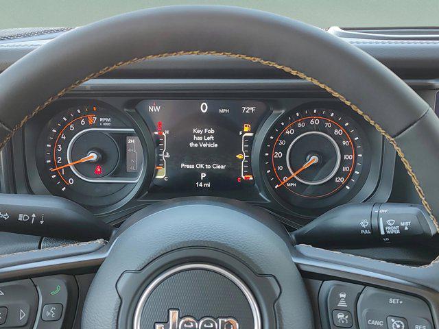 new 2025 Jeep Gladiator car, priced at $41,104
