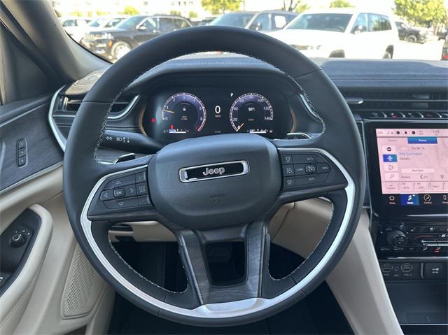 new 2025 Jeep Grand Cherokee car, priced at $51,182