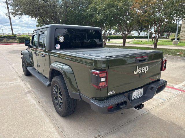 used 2022 Jeep Gladiator car, priced at $33,431