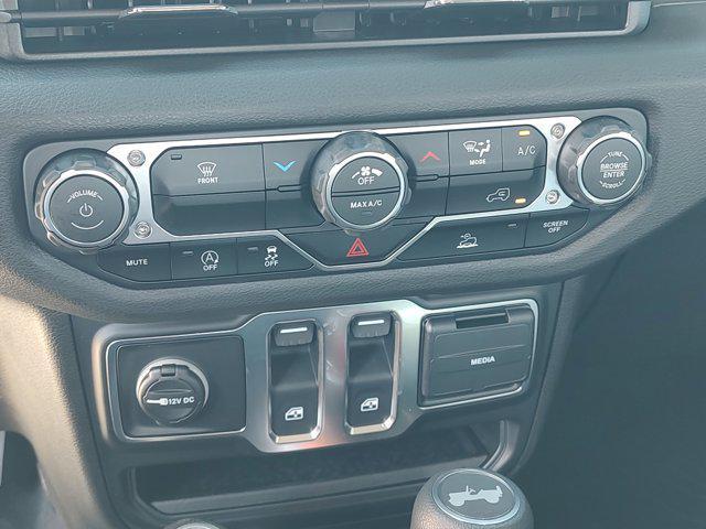 new 2026 Jeep Wrangler car, priced at $35,124