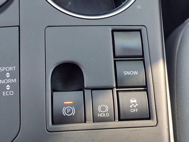 used 2024 Toyota Highlander car, priced at $38,495
