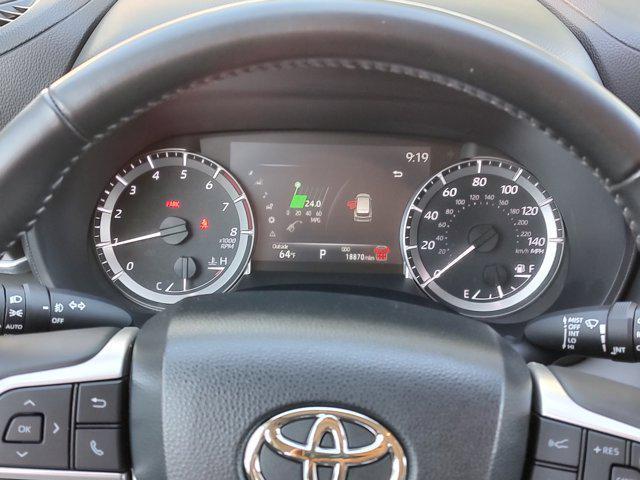 used 2024 Toyota Highlander car, priced at $38,495