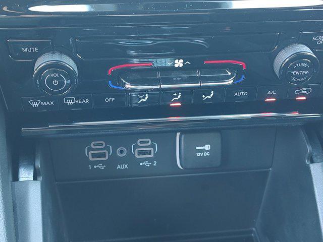 new 2024 Jeep Grand Cherokee L car, priced at $44,425