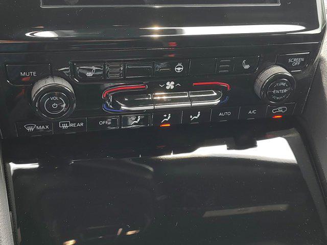 new 2025 Jeep Grand Cherokee car, priced at $37,353