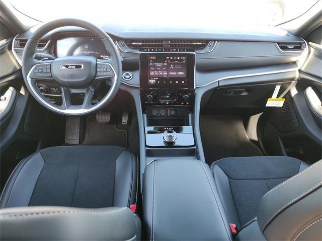 new 2025 Jeep Grand Cherokee L car, priced at $44,557