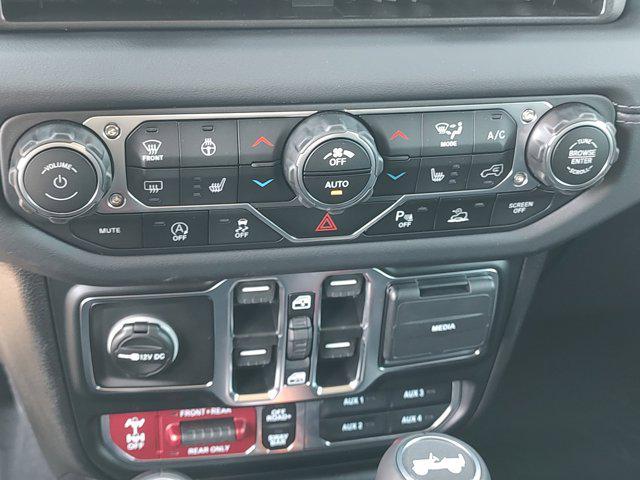 new 2025 Jeep Wrangler car, priced at $57,942