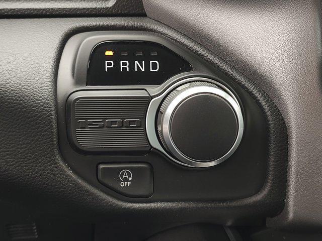 new 2025 Ram 1500 car, priced at $46,621