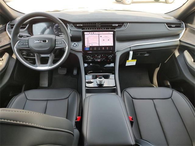 new 2025 Jeep Grand Cherokee car, priced at $53,796