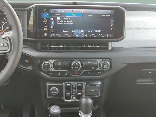 new 2024 Jeep Gladiator car, priced at $61,930