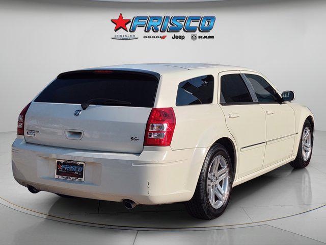 used 2006 Dodge Magnum car, priced at $7,250