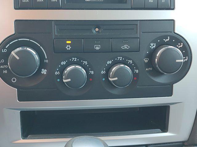 used 2006 Dodge Magnum car, priced at $7,250