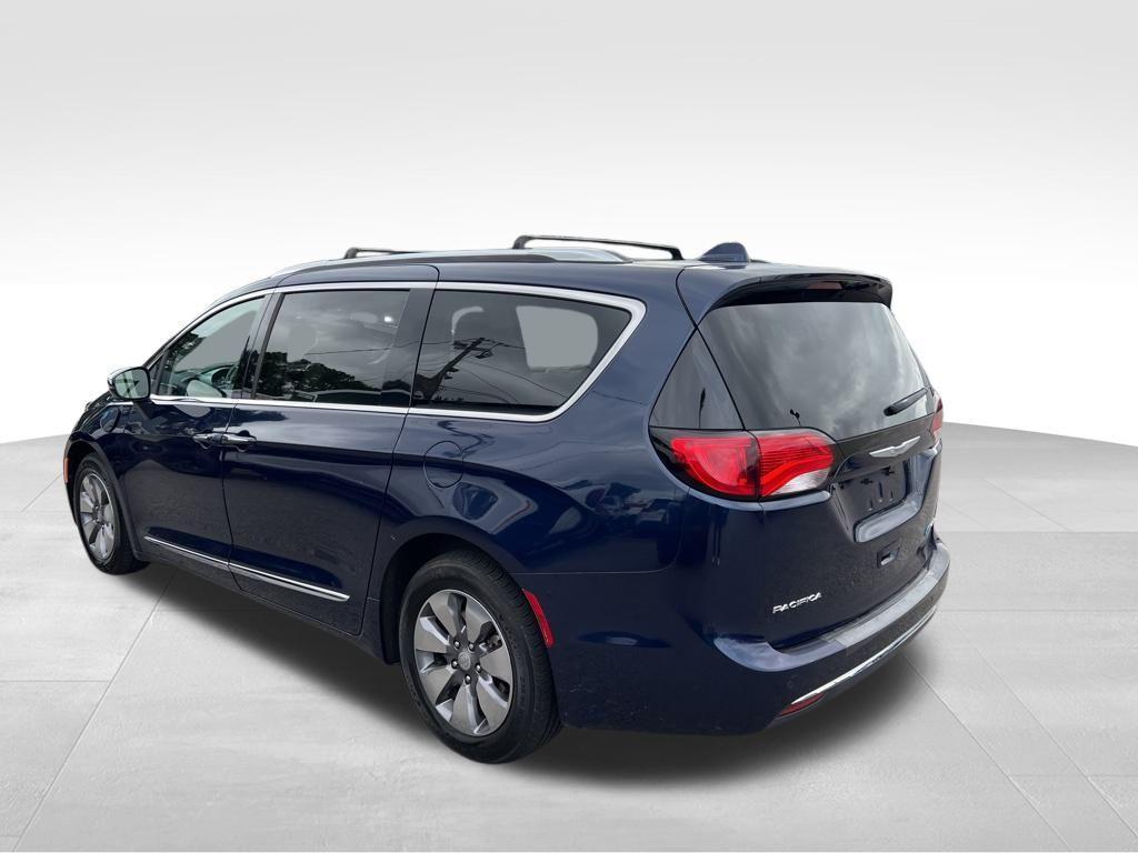 used 2018 Chrysler Pacifica Hybrid car, priced at $13,750
