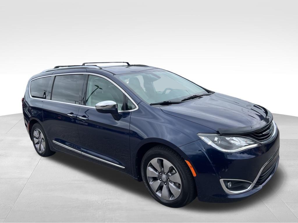 used 2018 Chrysler Pacifica Hybrid car, priced at $13,750