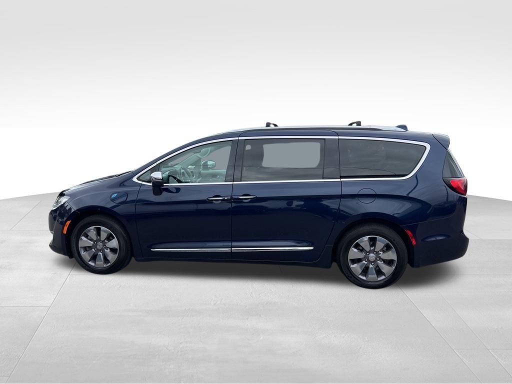 used 2018 Chrysler Pacifica Hybrid car, priced at $13,750