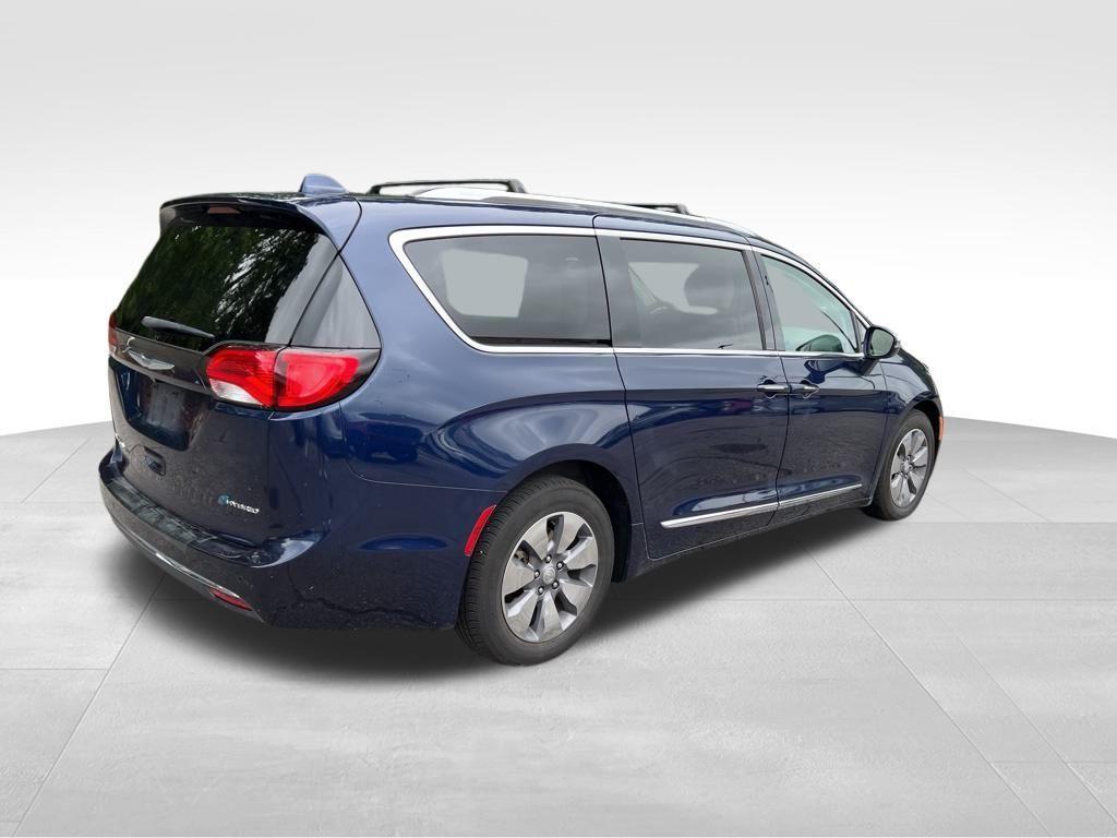 used 2018 Chrysler Pacifica Hybrid car, priced at $16,995