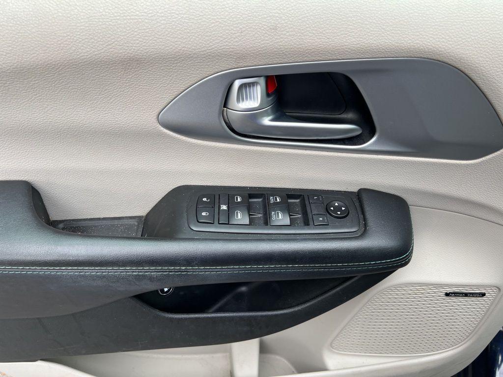 used 2018 Chrysler Pacifica Hybrid car, priced at $16,995