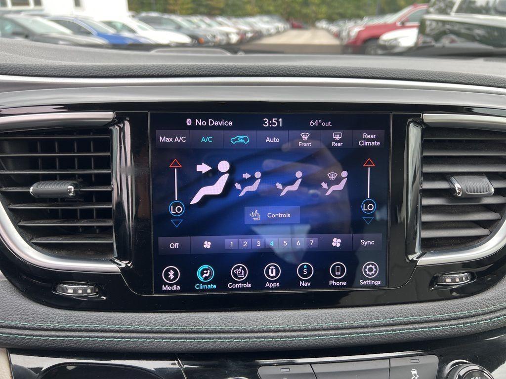 used 2018 Chrysler Pacifica Hybrid car, priced at $13,750