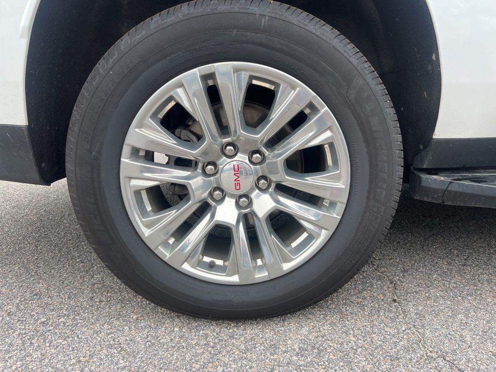 used 2023 GMC Yukon XL car, priced at $65,800