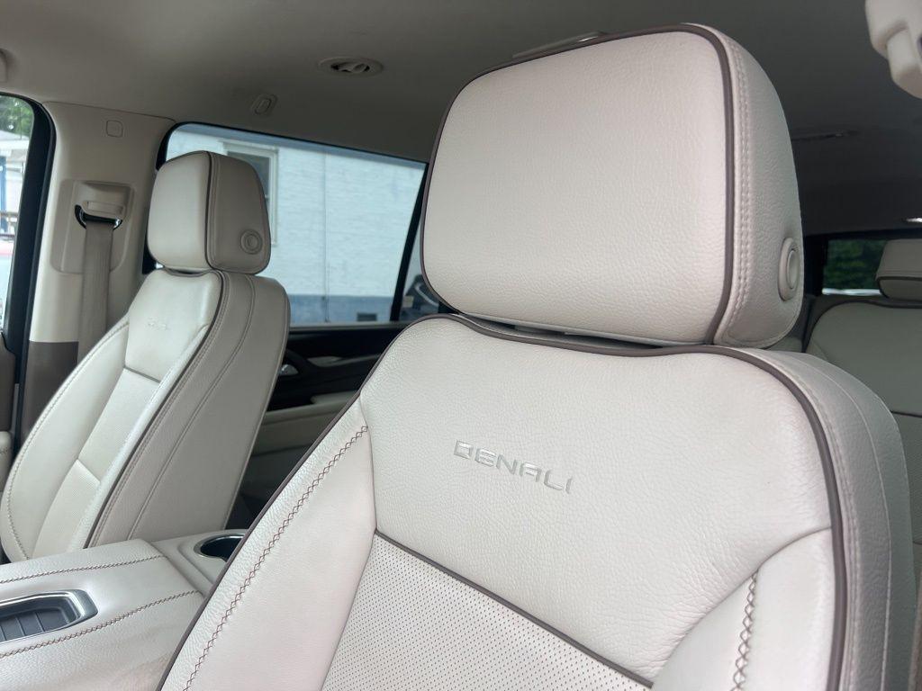 used 2023 GMC Yukon XL car, priced at $65,800