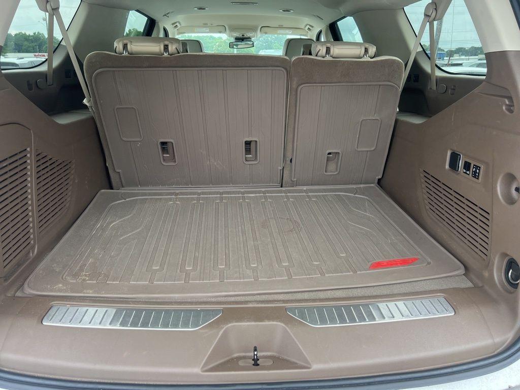 used 2023 GMC Yukon XL car, priced at $65,800