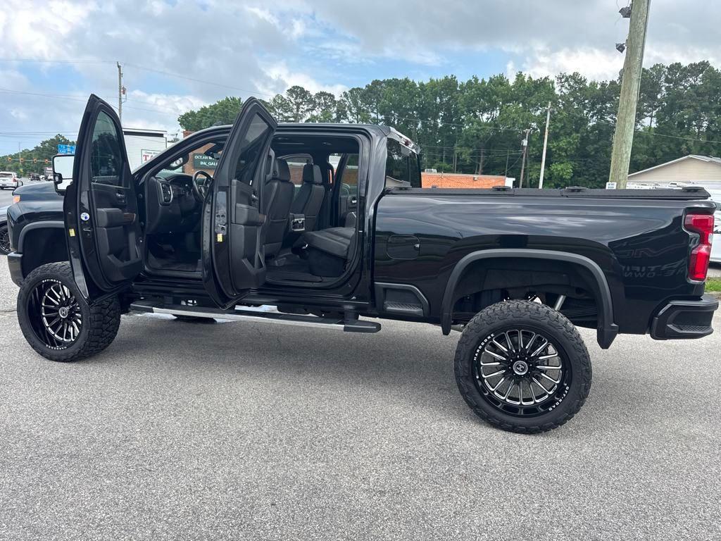 used 2021 Chevrolet Silverado 2500 car, priced at $67,995