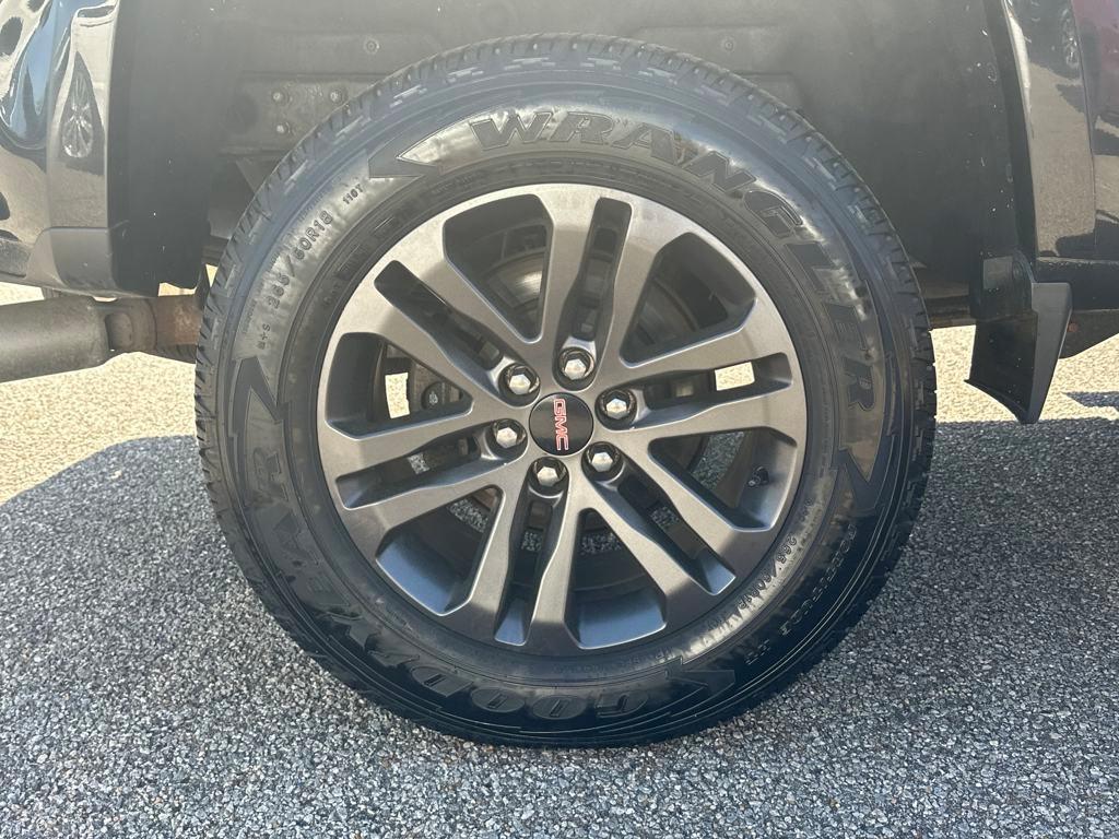 used 2019 GMC Canyon car, priced at $31,995