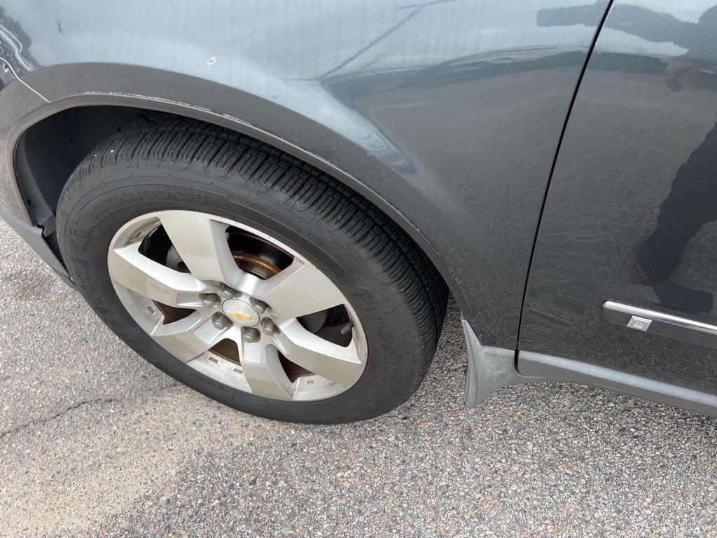 used 2009 Chevrolet Traverse car, priced at $6,000