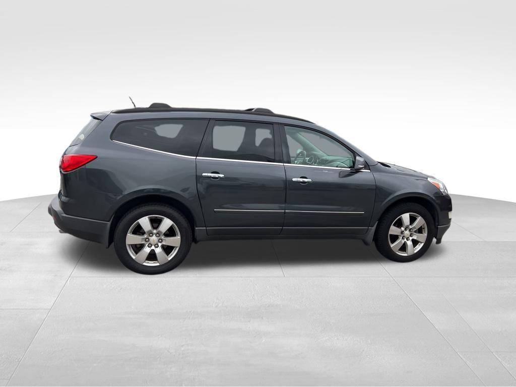 used 2009 Chevrolet Traverse car, priced at $6,000