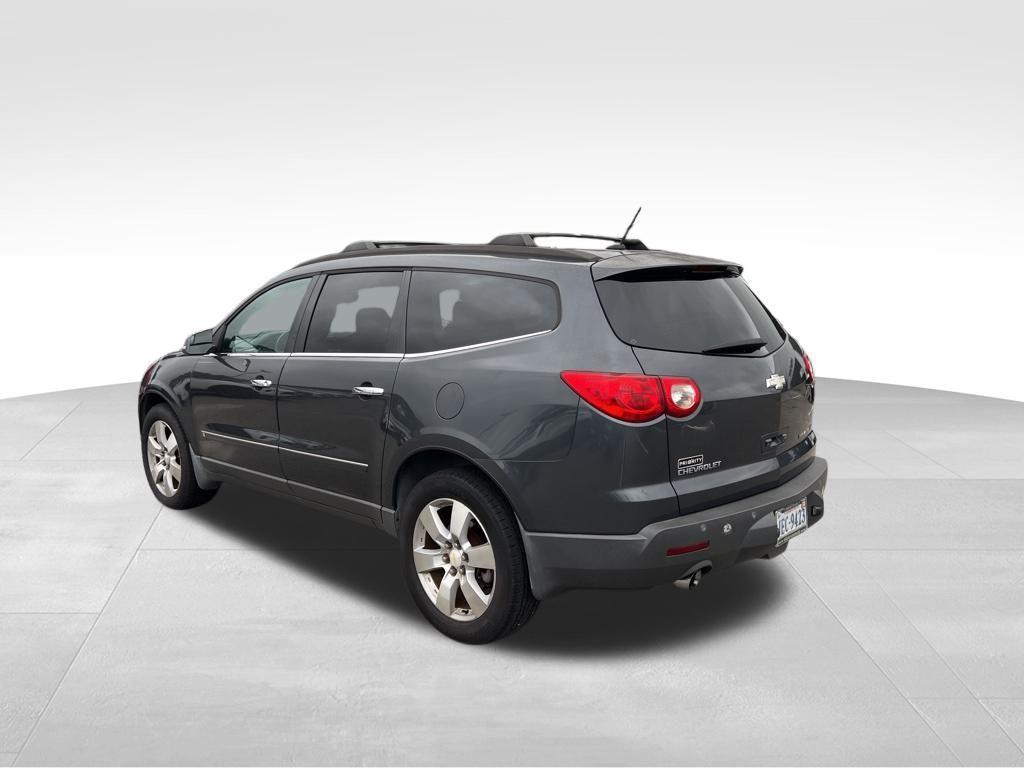 used 2009 Chevrolet Traverse car, priced at $6,000