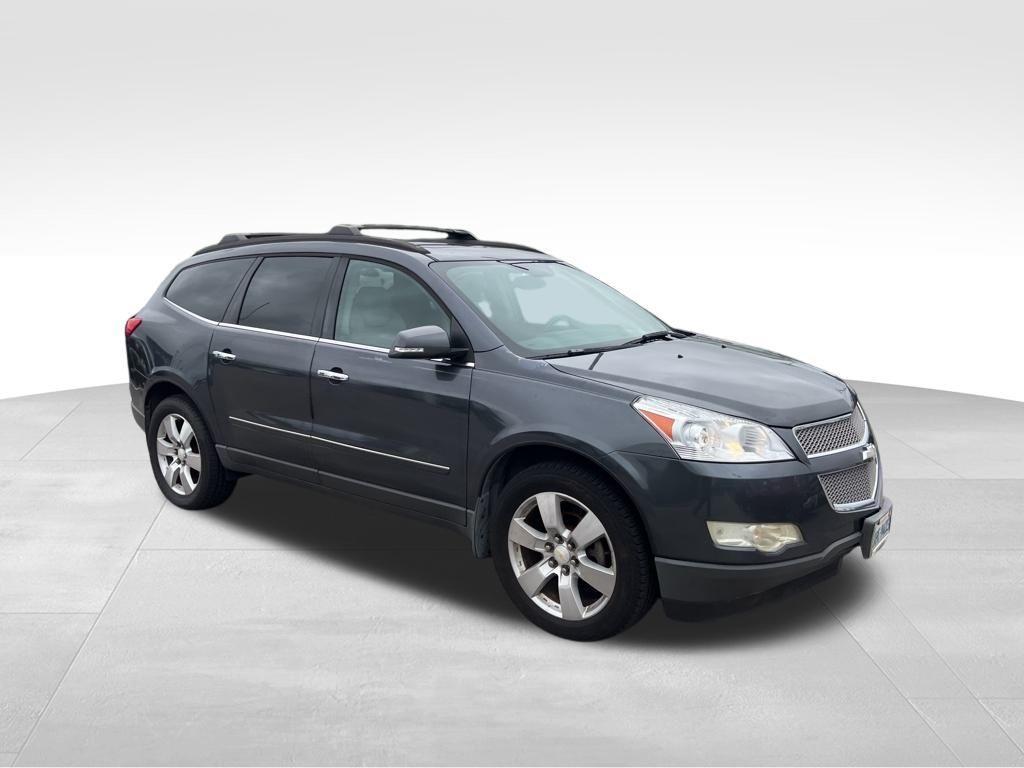 used 2009 Chevrolet Traverse car, priced at $6,000