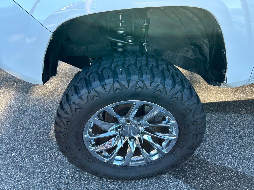 used 2019 Toyota Tacoma car, priced at $24,995