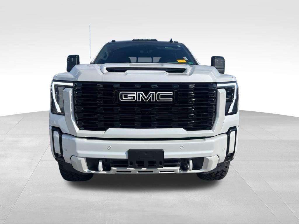 used 2024 GMC Sierra 2500 car, priced at $85,995