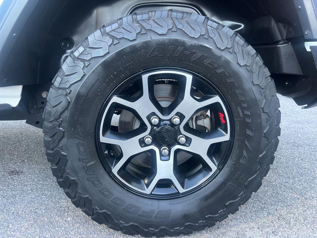 used 2021 Jeep Wrangler Unlimited car, priced at $36,995