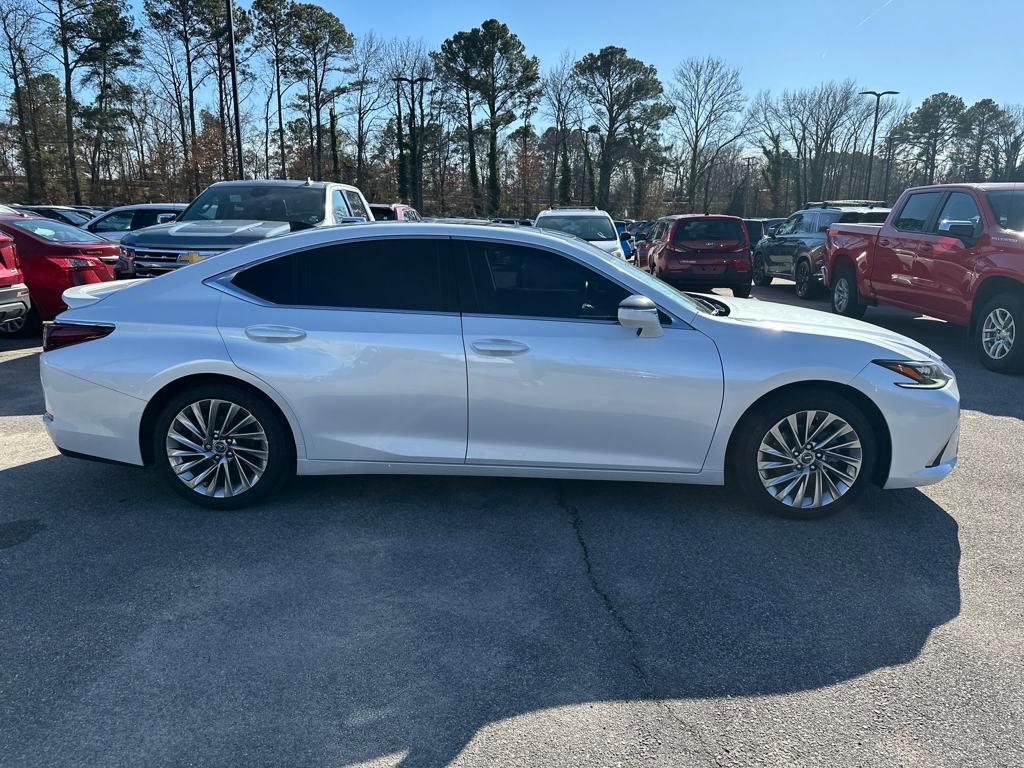 used 2022 Lexus ES 350 car, priced at $39,995