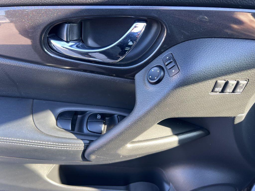 used 2018 Nissan Rogue car, priced at $14,495