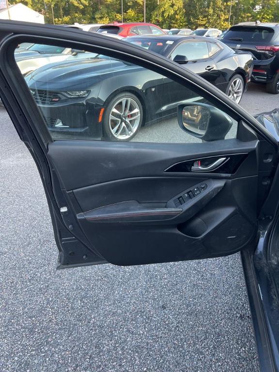 used 2015 Mazda Mazda3 car, priced at $15,425