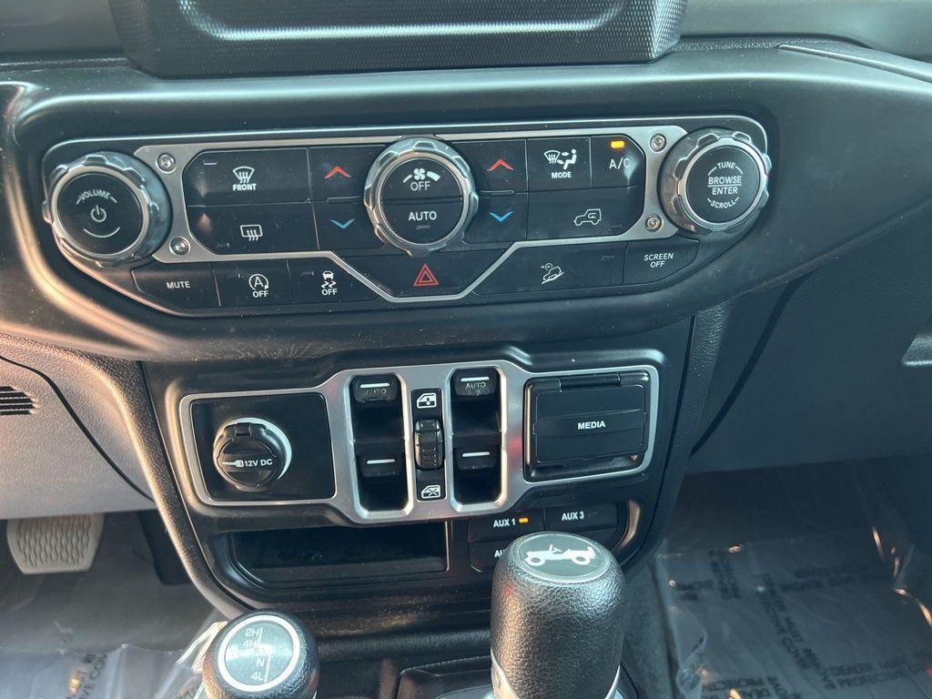 used 2018 Jeep Wrangler Unlimited car, priced at $31,800