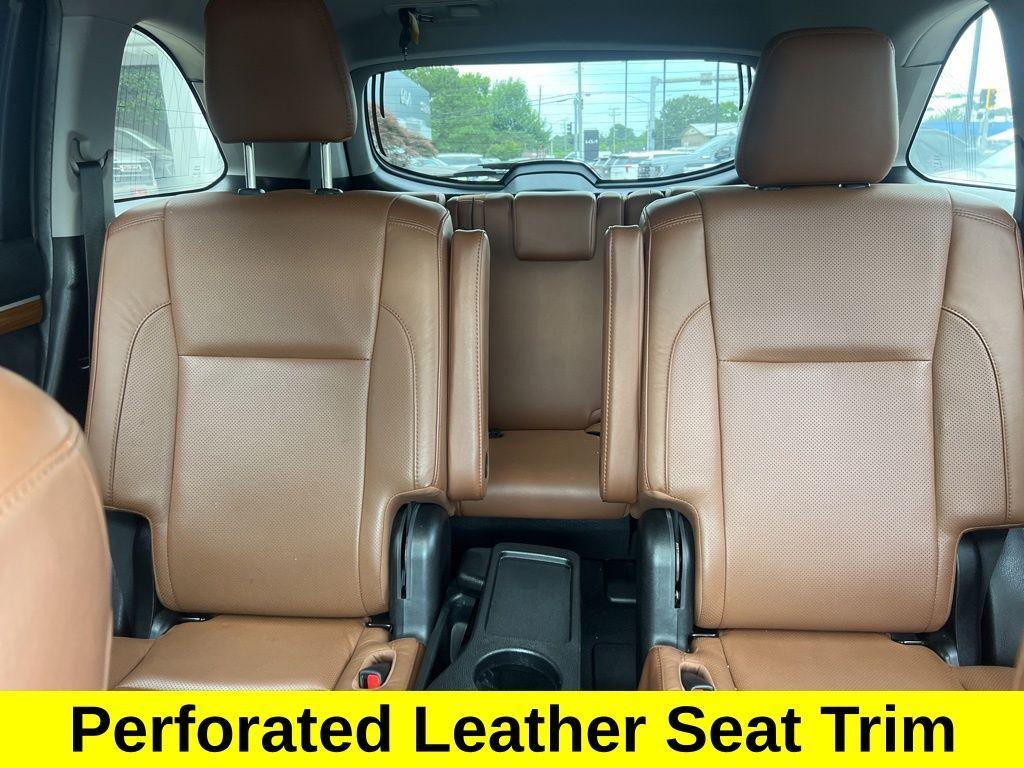 used 2019 Toyota Highlander car, priced at $24,581