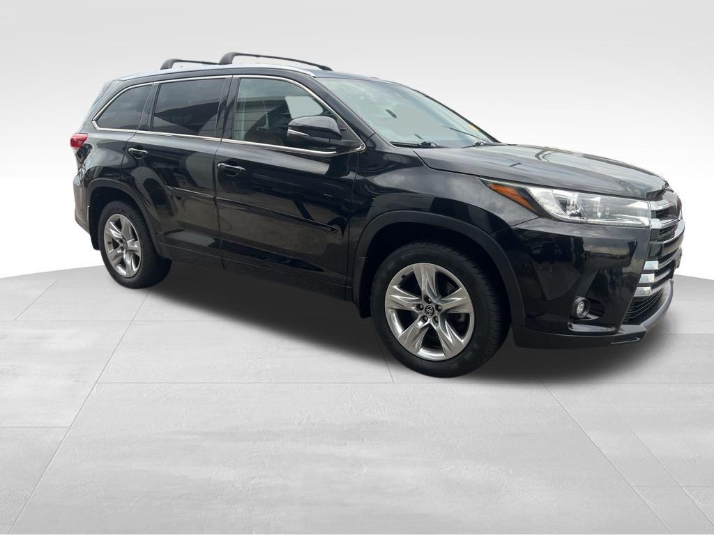 used 2019 Toyota Highlander car, priced at $24,581