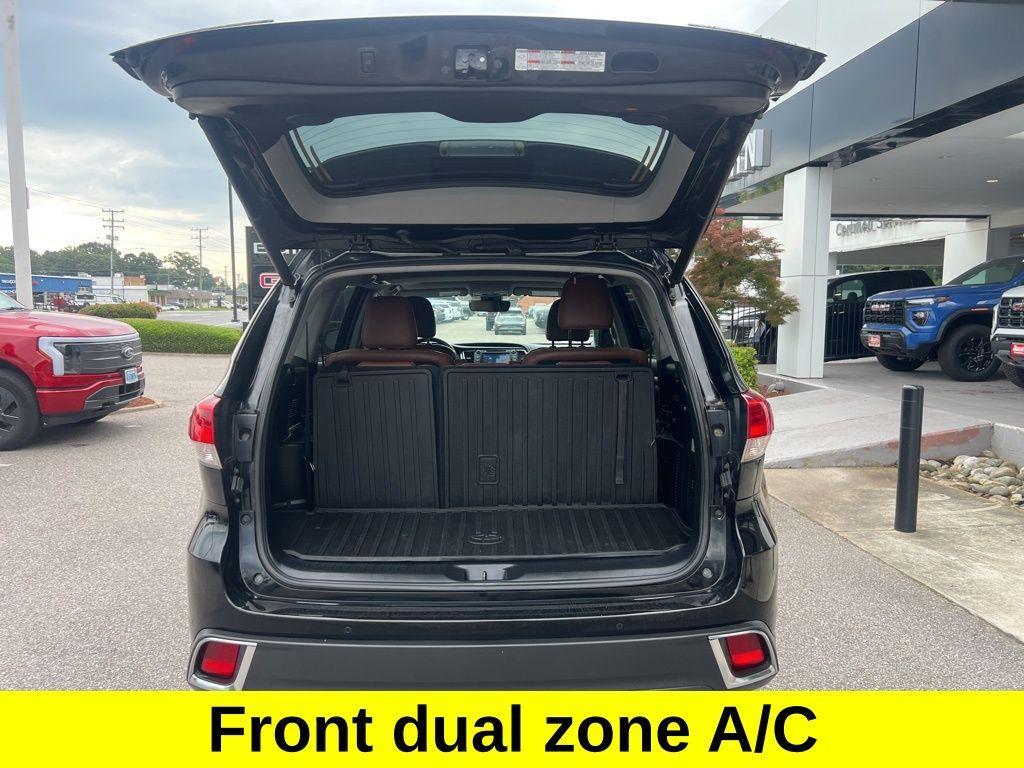 used 2019 Toyota Highlander car, priced at $24,581