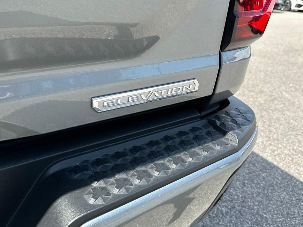 used 2023 GMC Canyon car, priced at $39,959