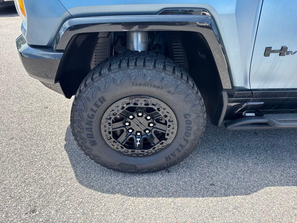 new 2024 GMC HUMMER EV SUV car, priced at $128,645