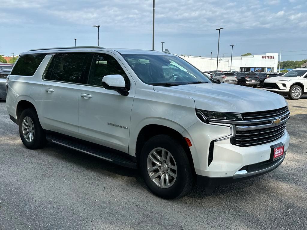 used 2023 Chevrolet Suburban car, priced at $45,995