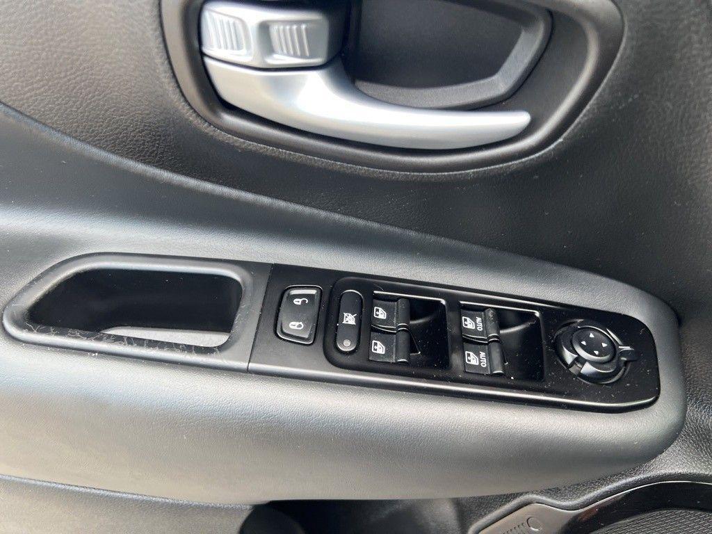 used 2020 Jeep Renegade car, priced at $16,000