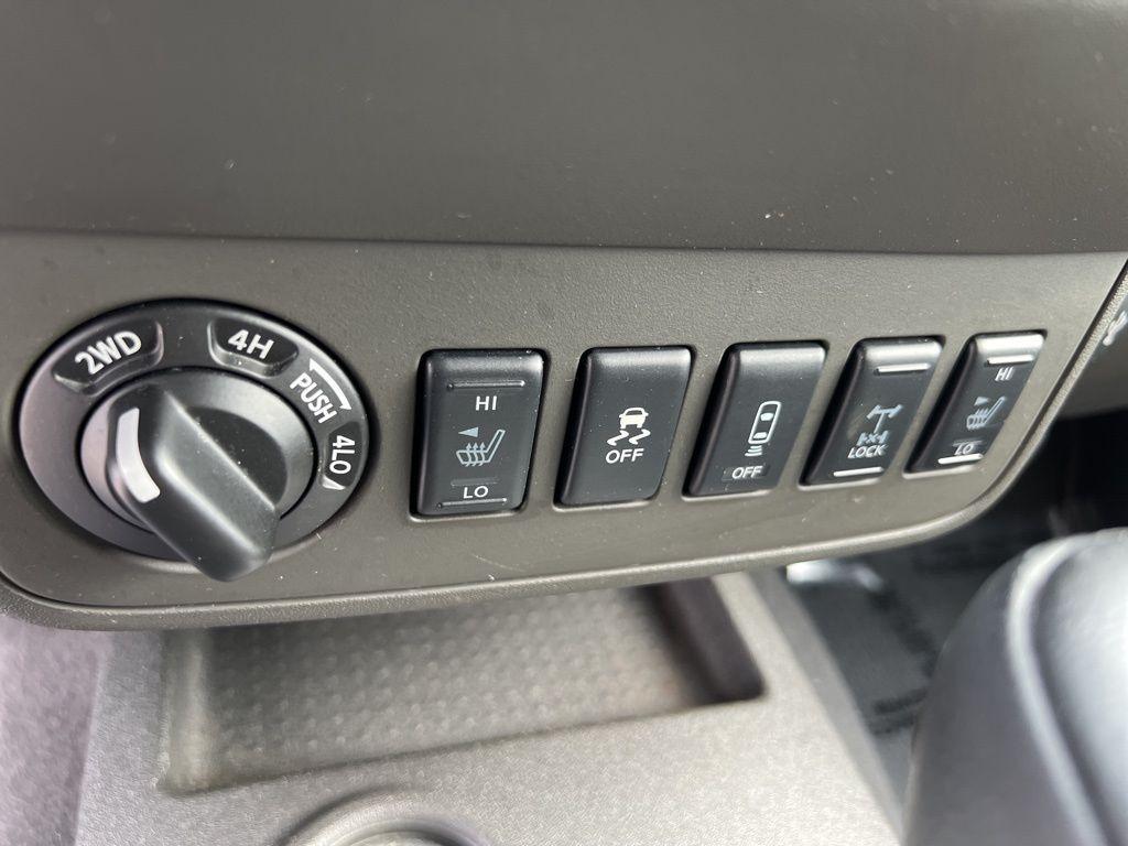 used 2020 Nissan Frontier car, priced at $28,495