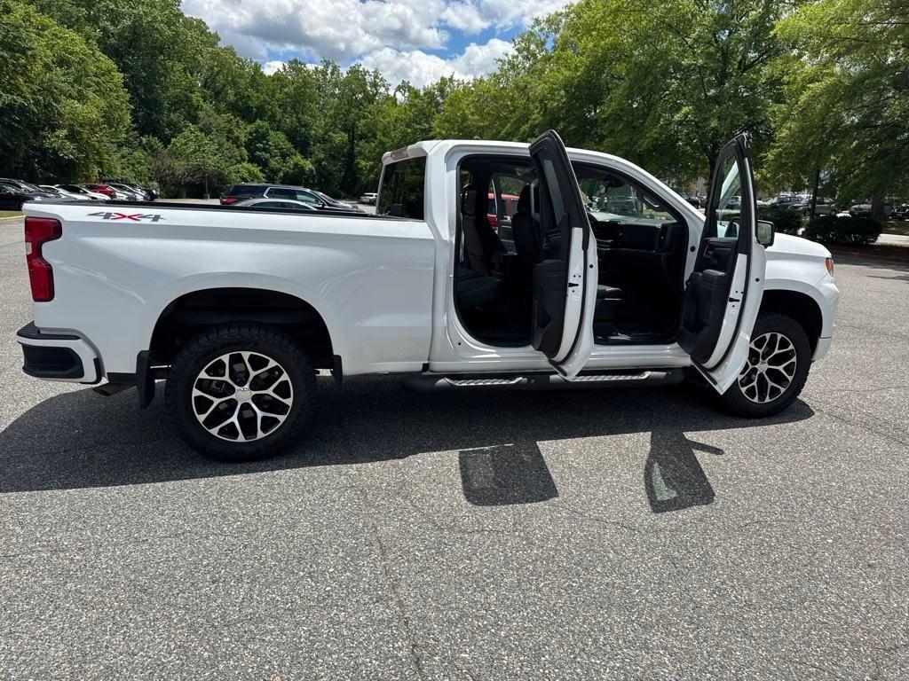 used 2022 Chevrolet Silverado 1500 car, priced at $39,995