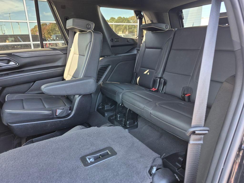 used 2024 GMC Yukon car